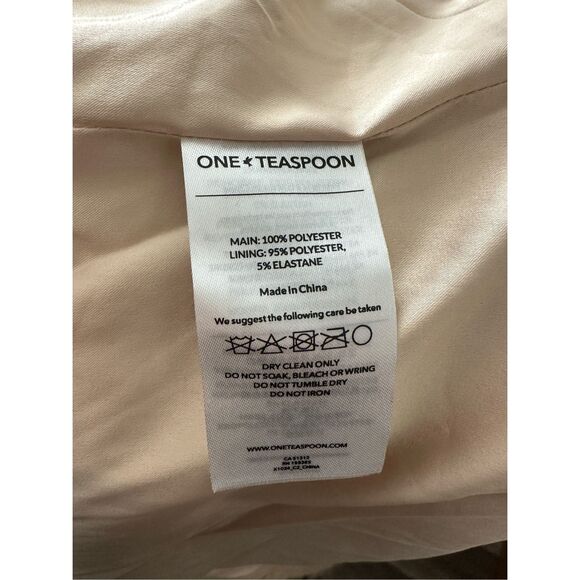 One Teaspoon The Wonderland Wide Collar Faux Fur Long Line Coat Medium $278 - Picture 15 of 15